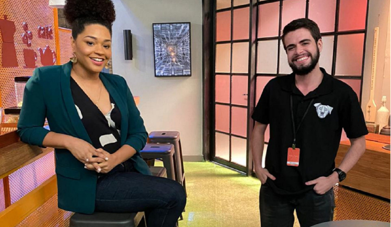 Catatau (Bernardo de Assis) conquista Renatinha (Juliana Alves) na reta final de Salve-se Quem Puder