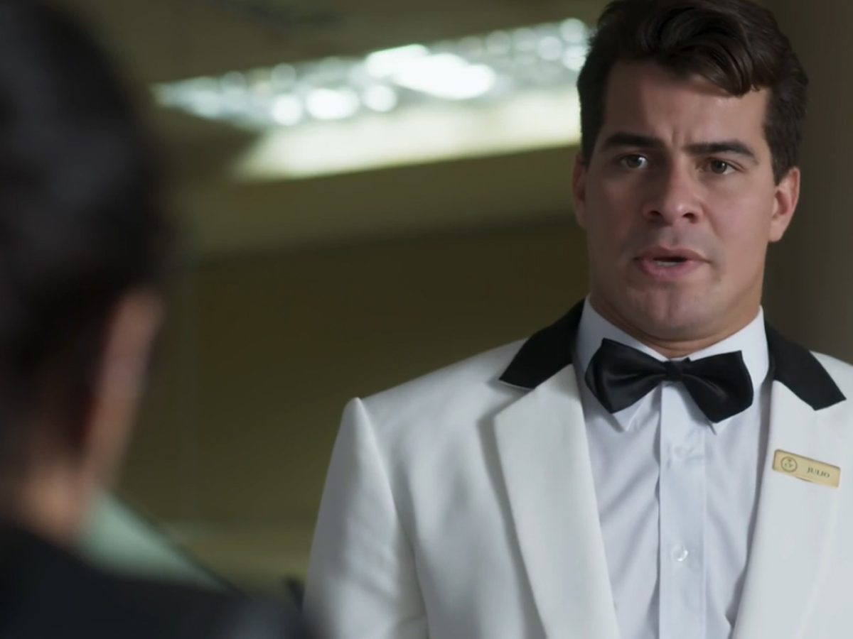 Antônia (Vanessa Giácomo) e Júlio (Thiago Martins) em Pega Pega