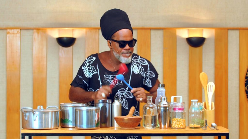 Carlinhos Brown aulas