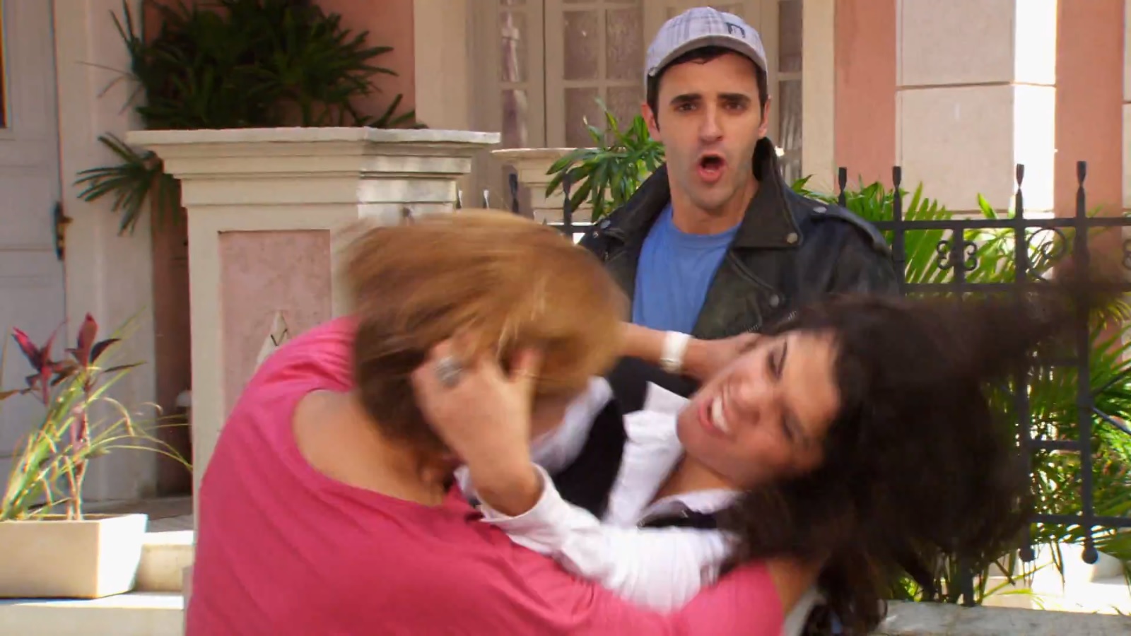 Chico (Rodrigo Lopez), Lourdes (Maria Carol) e Nicole (Elizângela) de Ti-ti-ti