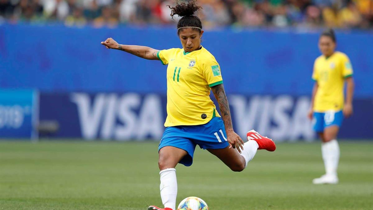 Cristiane Rozeira na seleção brasileira