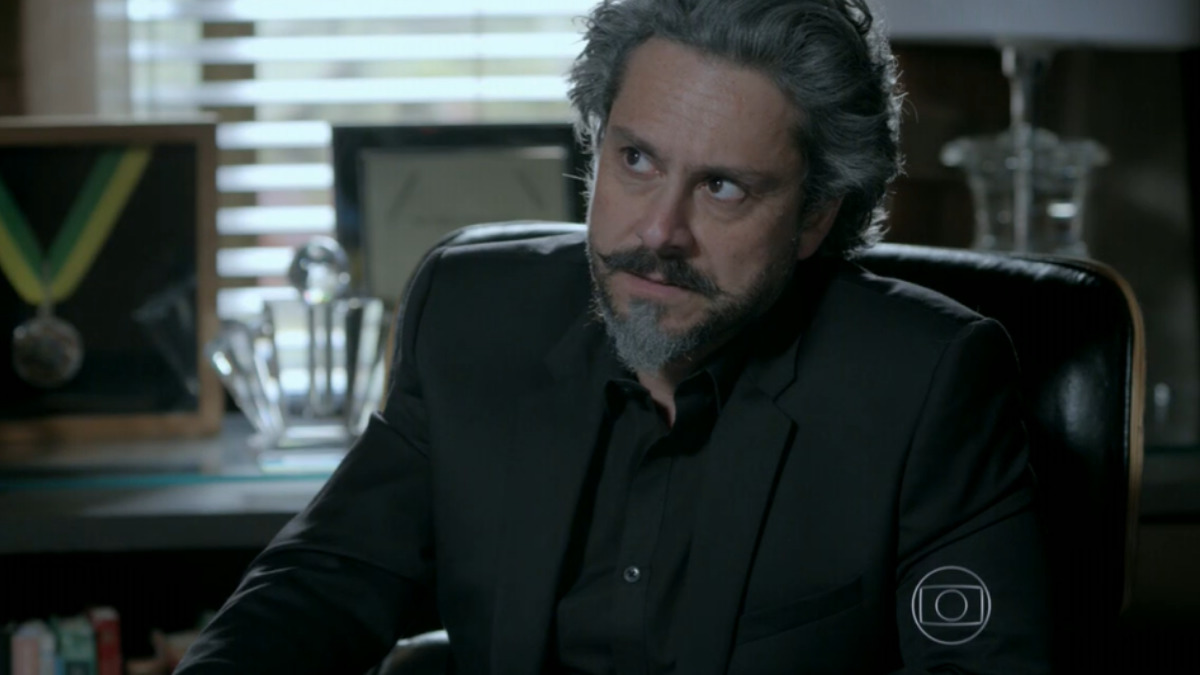 José Alfredo (Alexandre Nero) em Império (Reprodução/Globo)