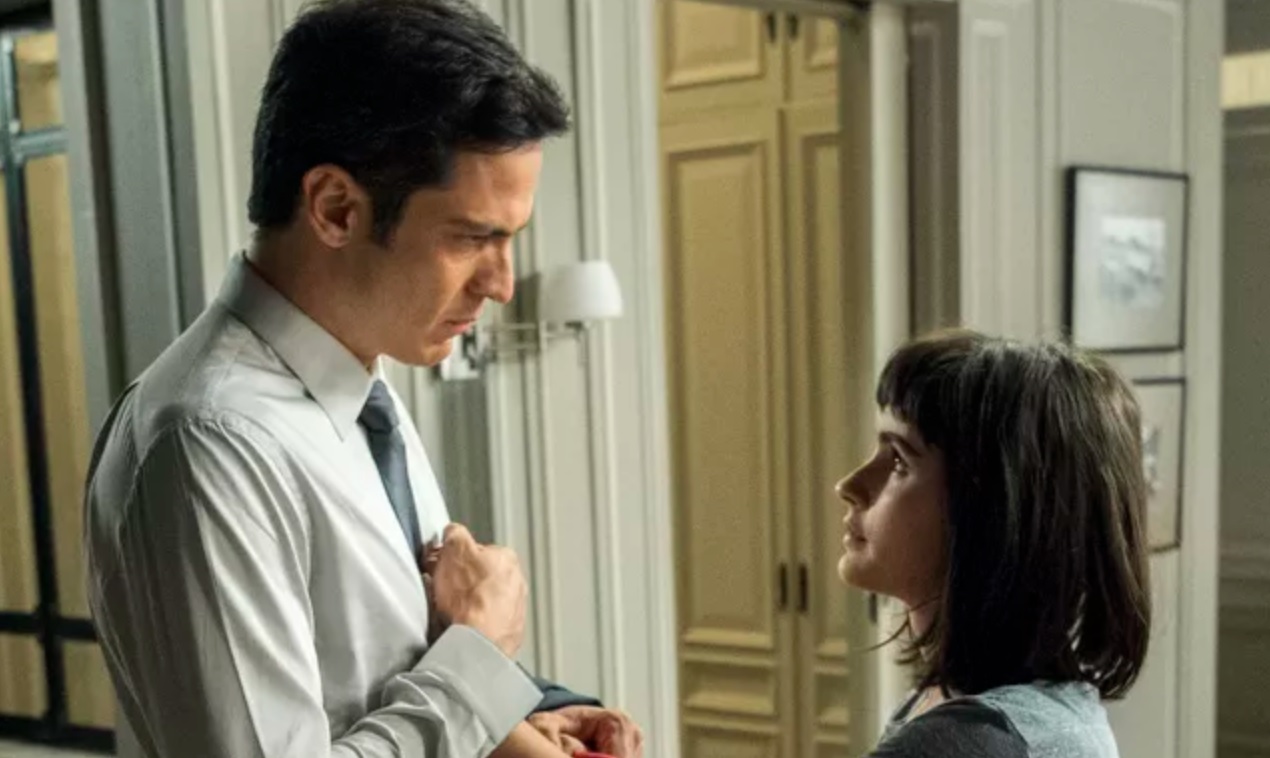 Eric (Mateus Solano) e Bebeth (Valentina Herszage) de Pega Pega