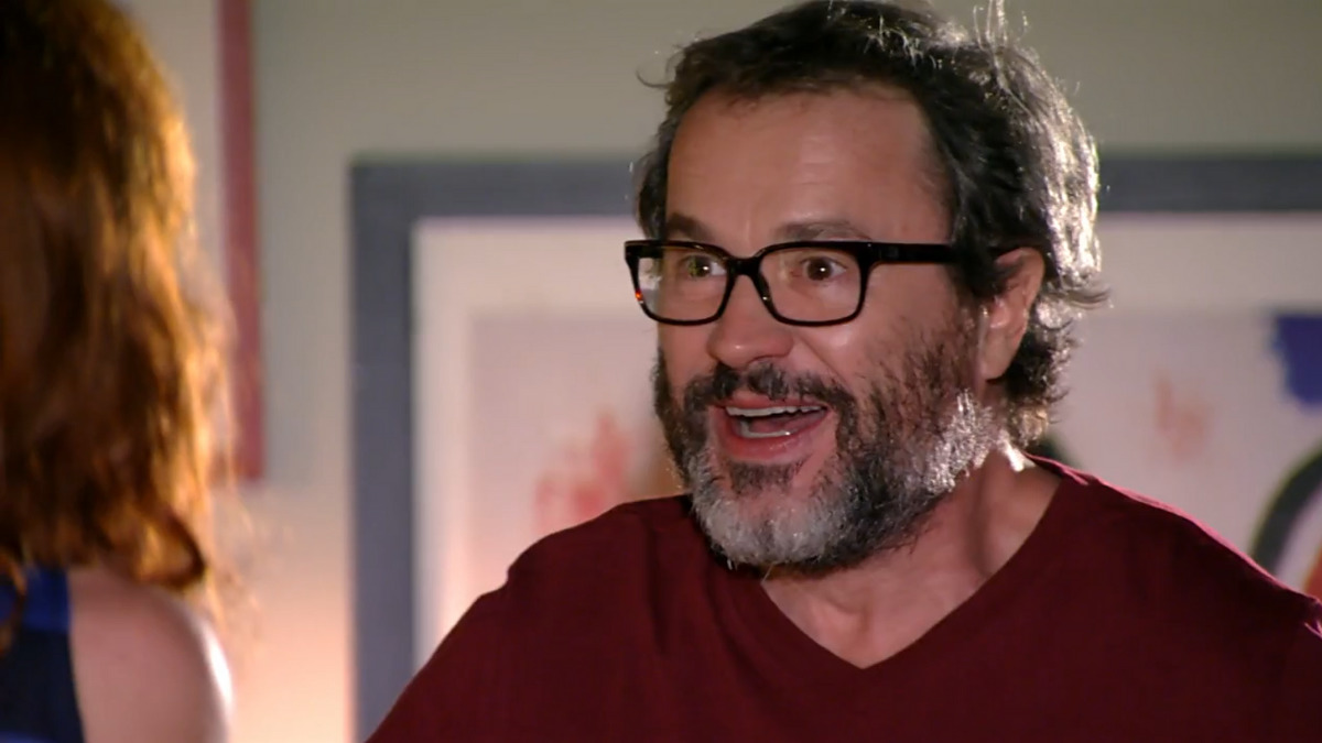 Lourenço comemora paternidade de Tiago em A Vida da Gente (Reprodução/Globo)