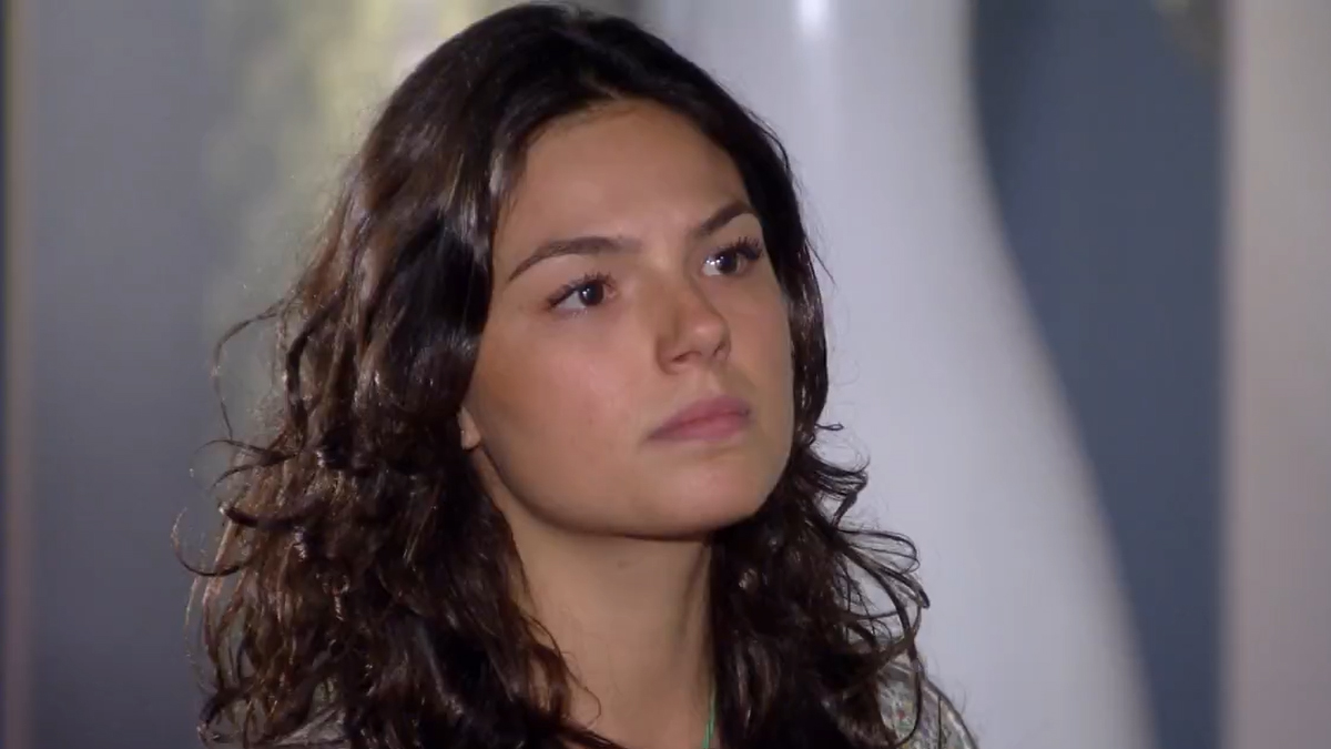 Marcela (Isis Valverde) em Ti-ti-ti