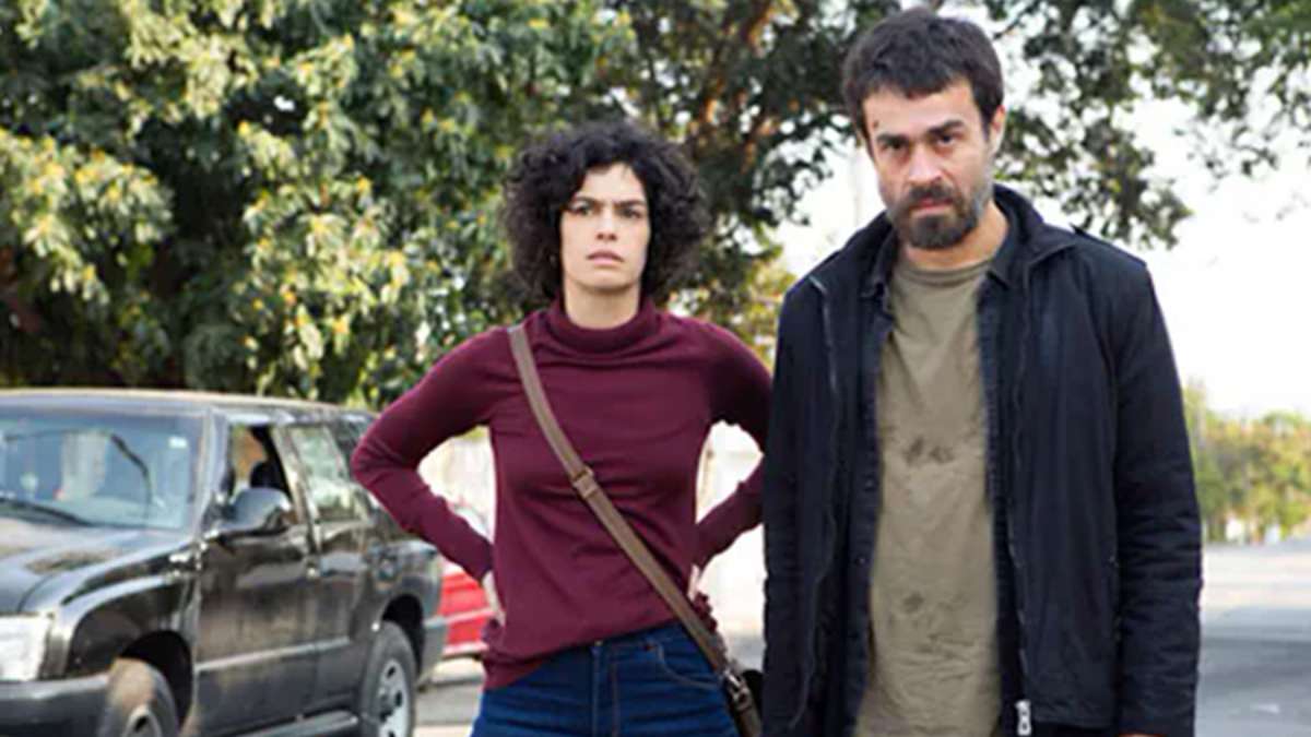 Maria Júlia Buarque (Maria Flor) e Raul (Erom Cordeiro) em Os Ausentes