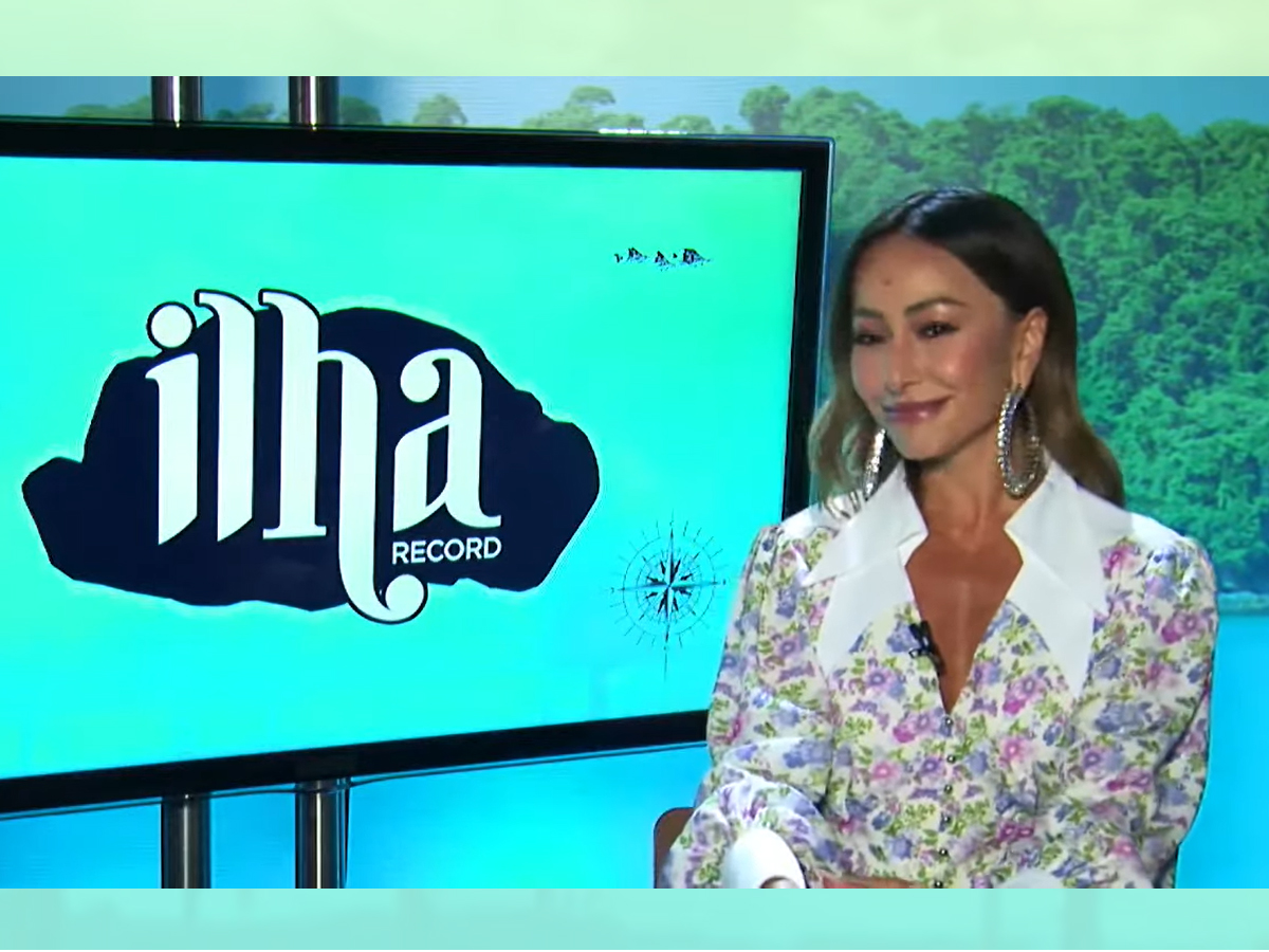 Sabrina Sato apresentadora do Ilha Record