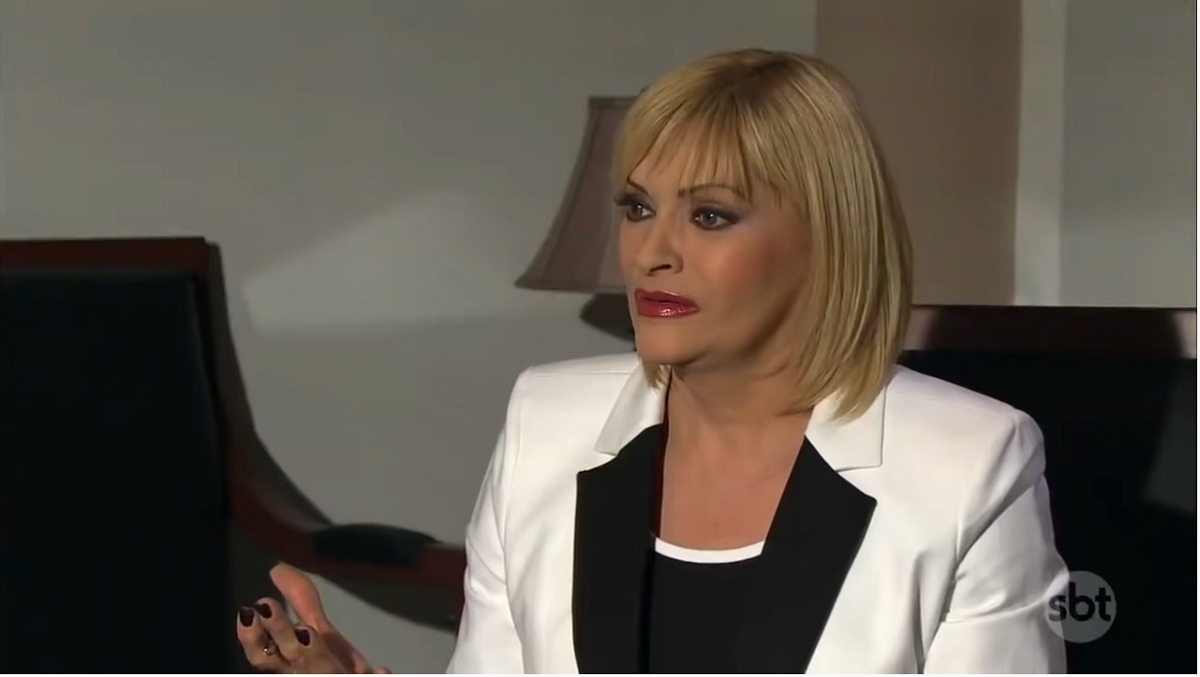 Carol (Rocío Banquells) em Coração Indomável
