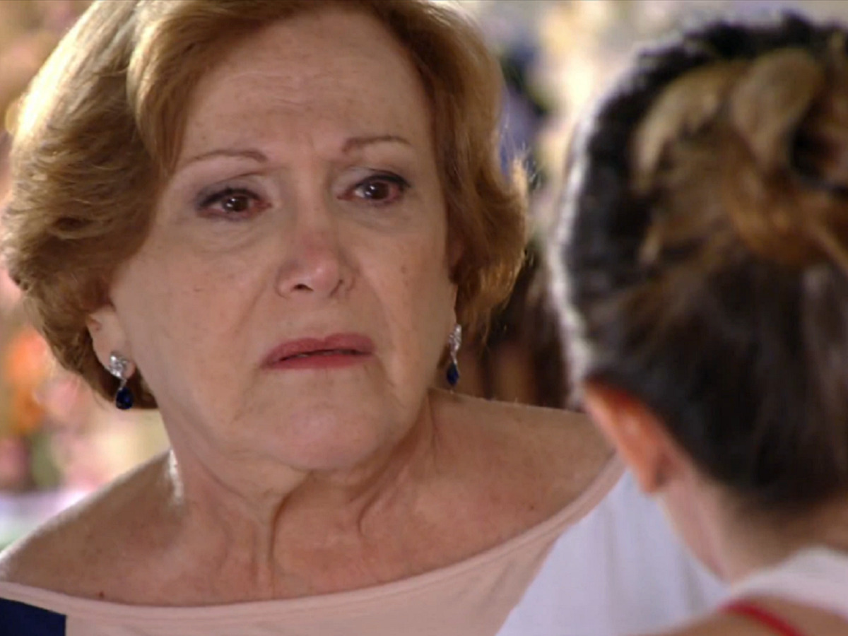 Iná (Nicette Bruno) em A Vida da Gente