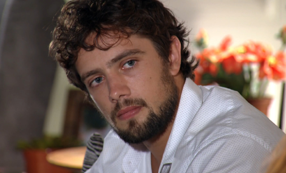 Rodrigo (Rafael Cardoso) em A Vida da Gente