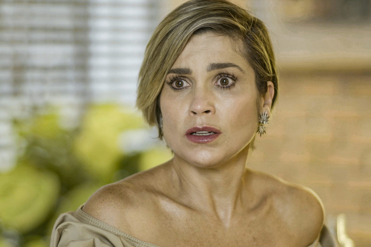 Helena (Flávia Alessandra) de Salve-se Quem Puder (Divulgação/Globo)