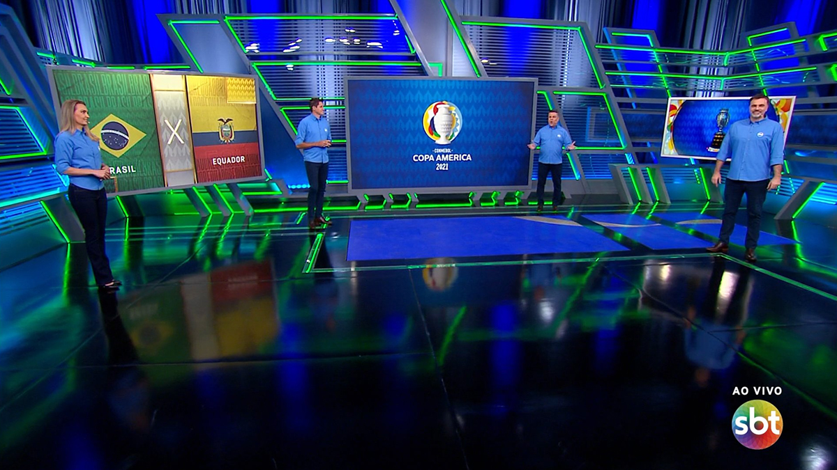 Equipe de transmissão do SBT na Copa América