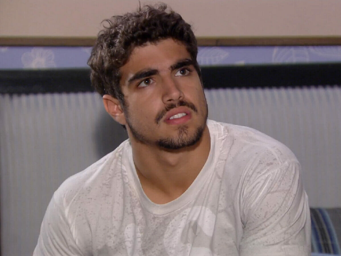 Edgar (Caio Castro) em Ti-ti-ti