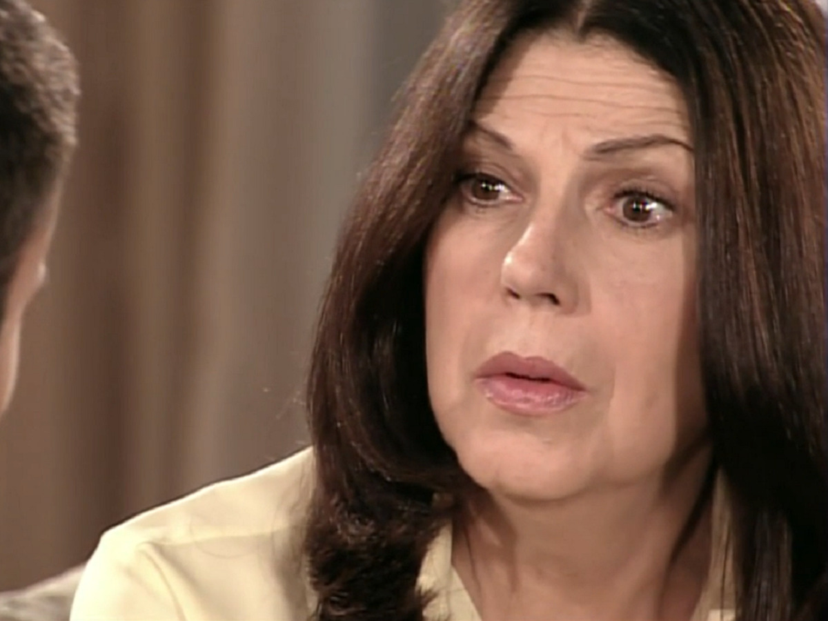 Beatriz (Esther Góes) em Prova de Amor