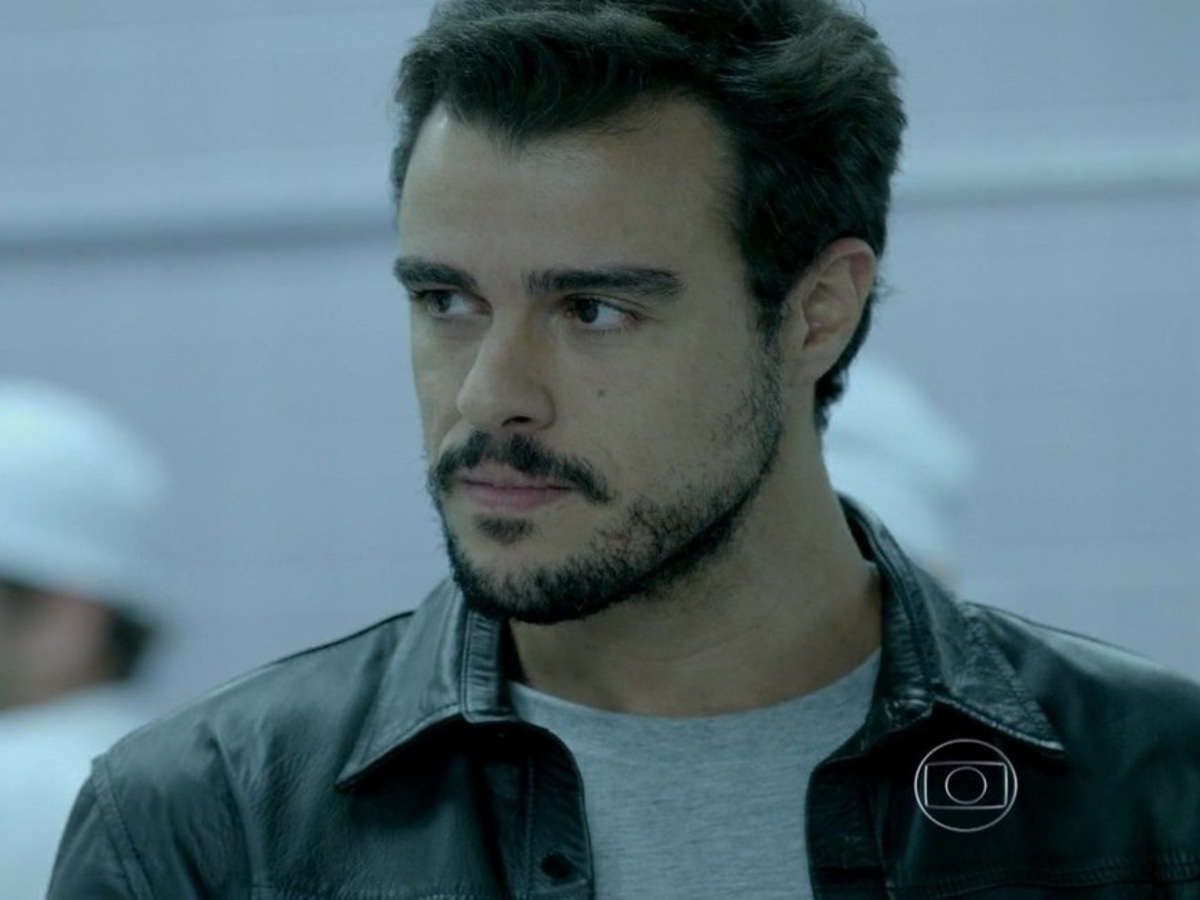 Enrico (Joaquim Lopes), de Império