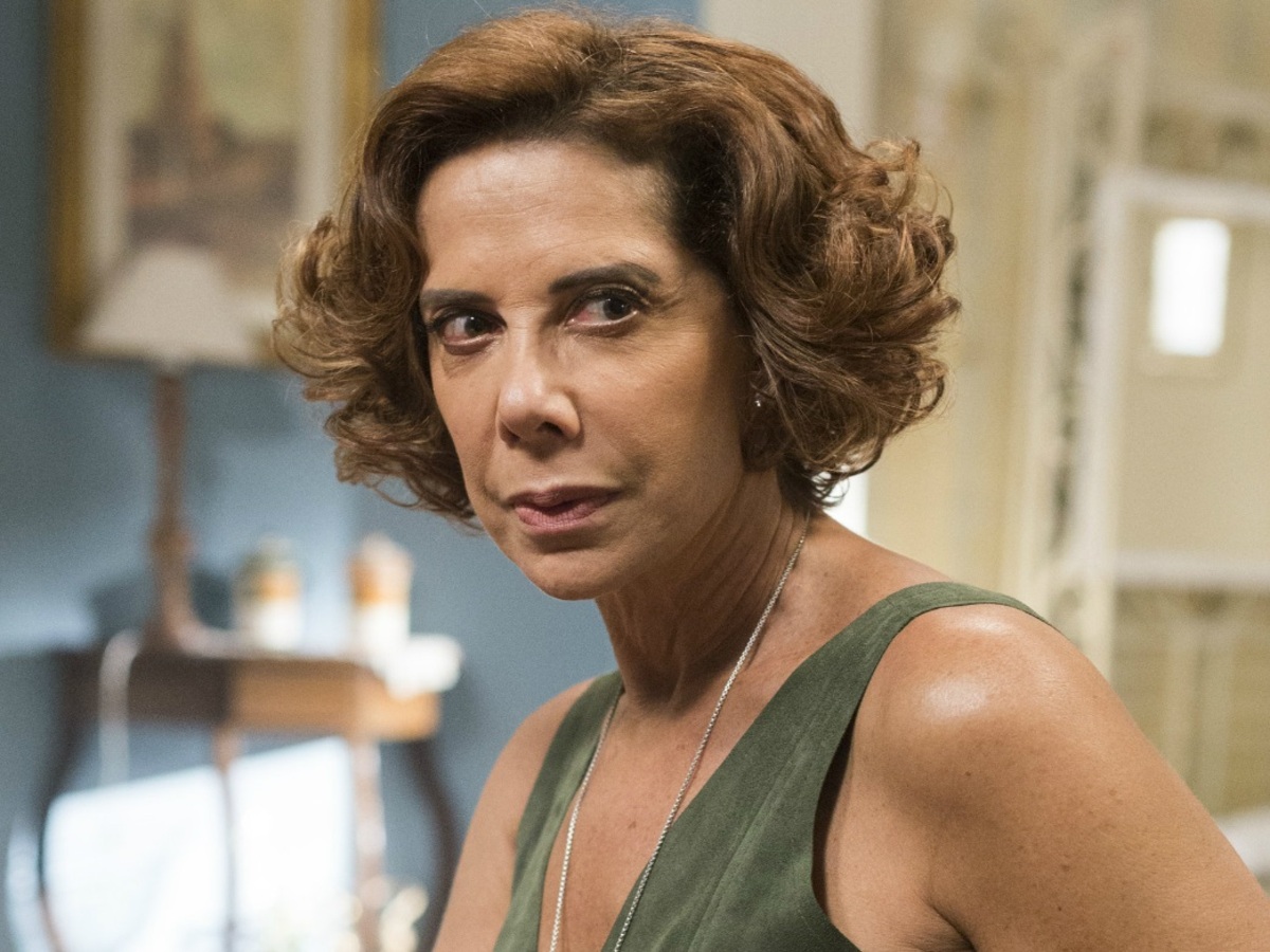 Lígia (Angela Vieira), em Pega Pega