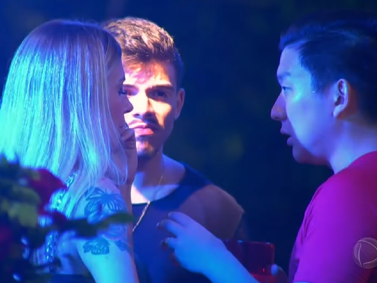 Antonela. Thomaz Costa e Pyong Lee na Ilha Record