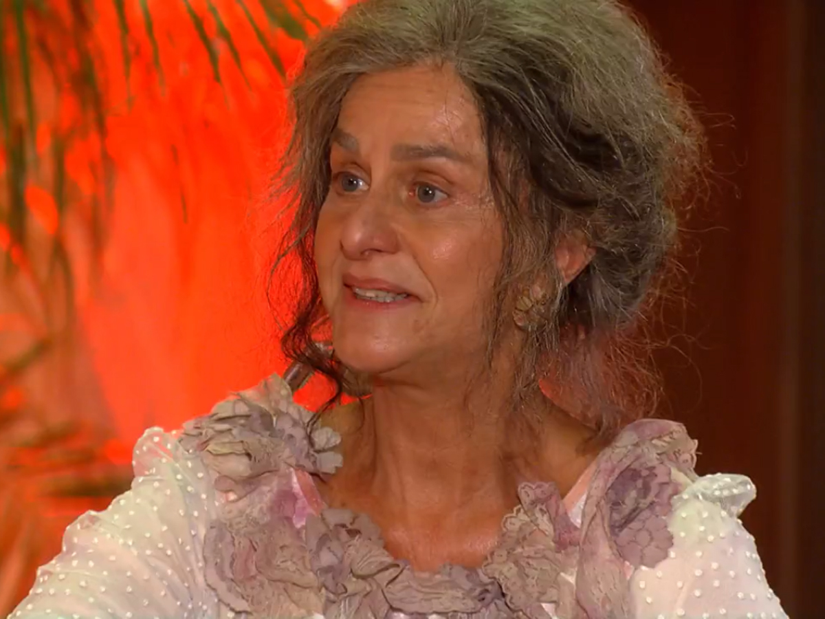 Cecília (Regina Braga) em Ti-ti-ti