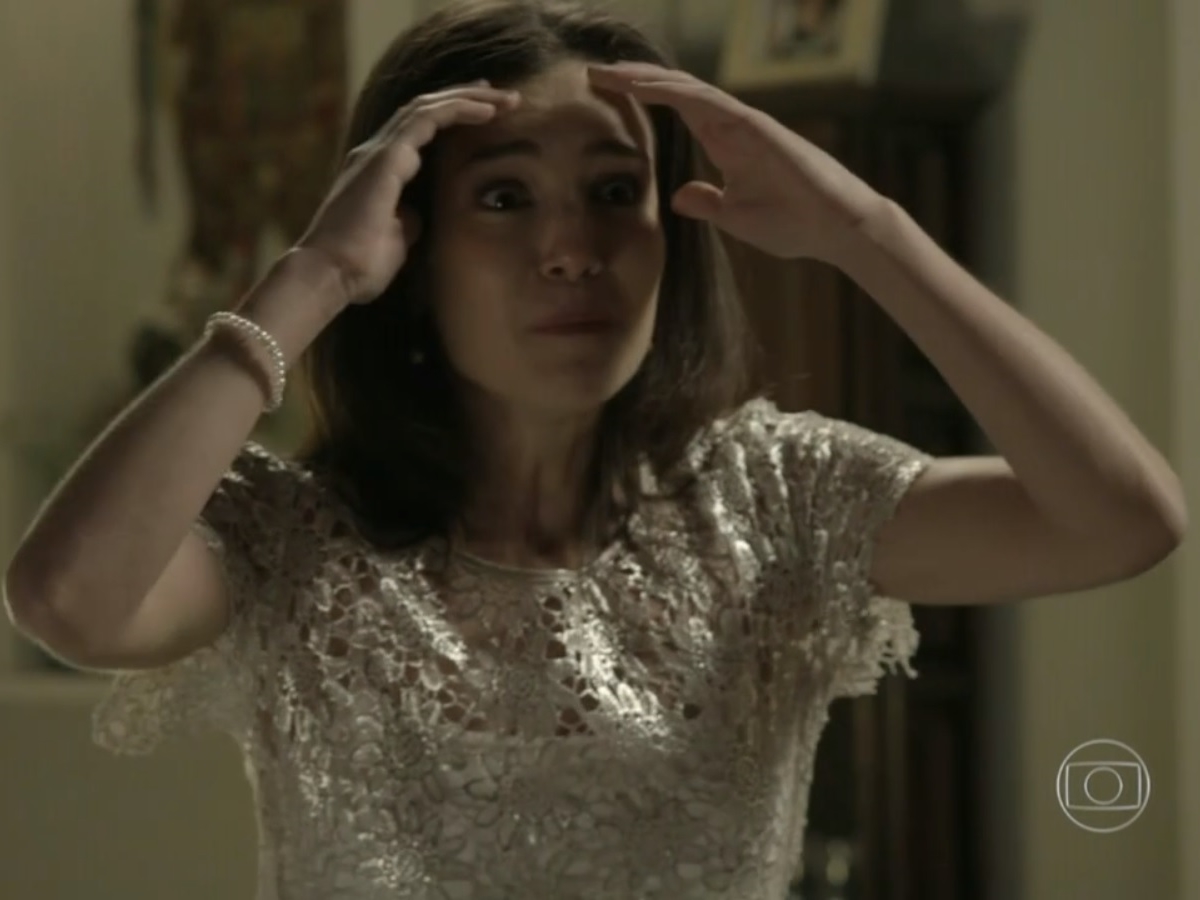 Cora (Marjorie Estiano) de Império