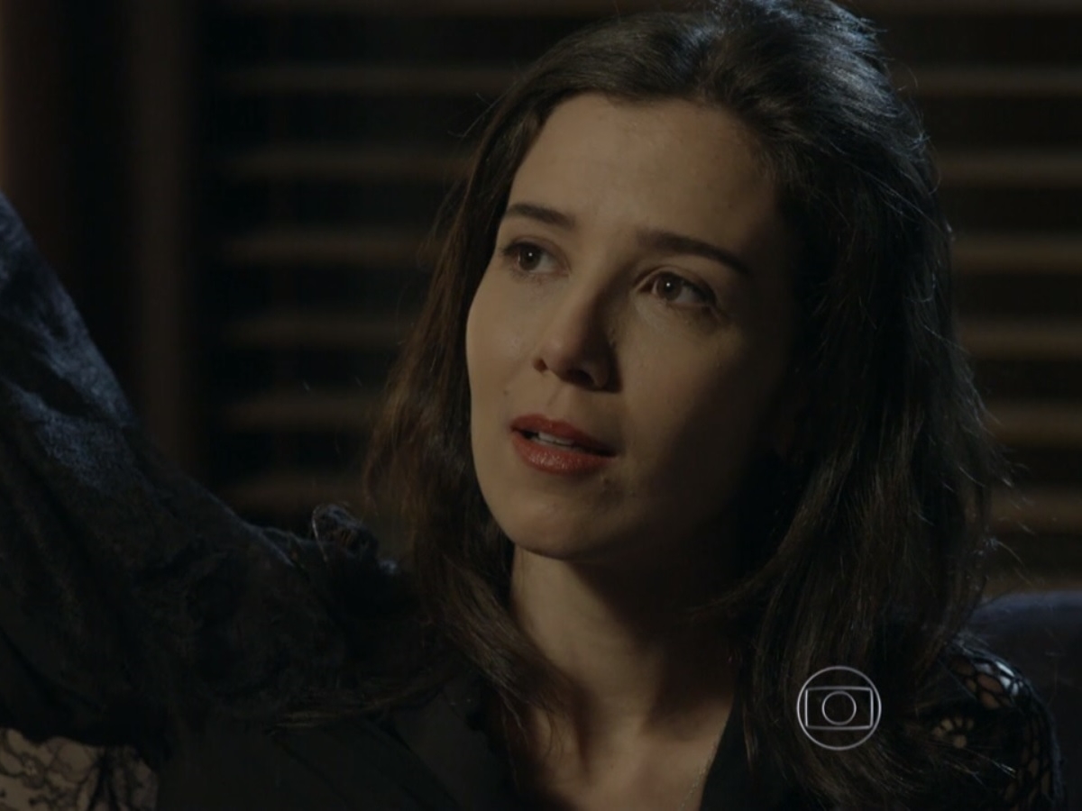 Cora (Marjorie Estiano) de Império