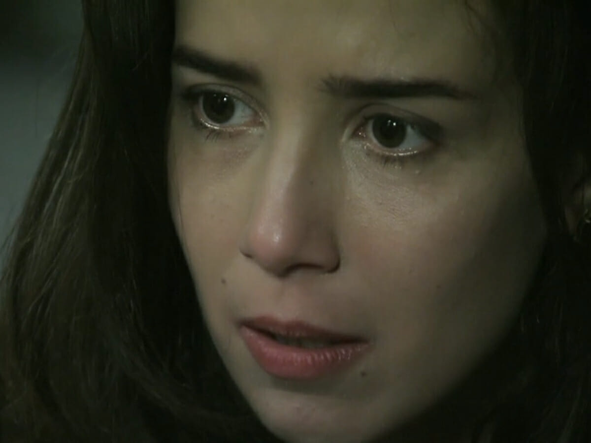 Cora (Marjorie Estiano) em Império