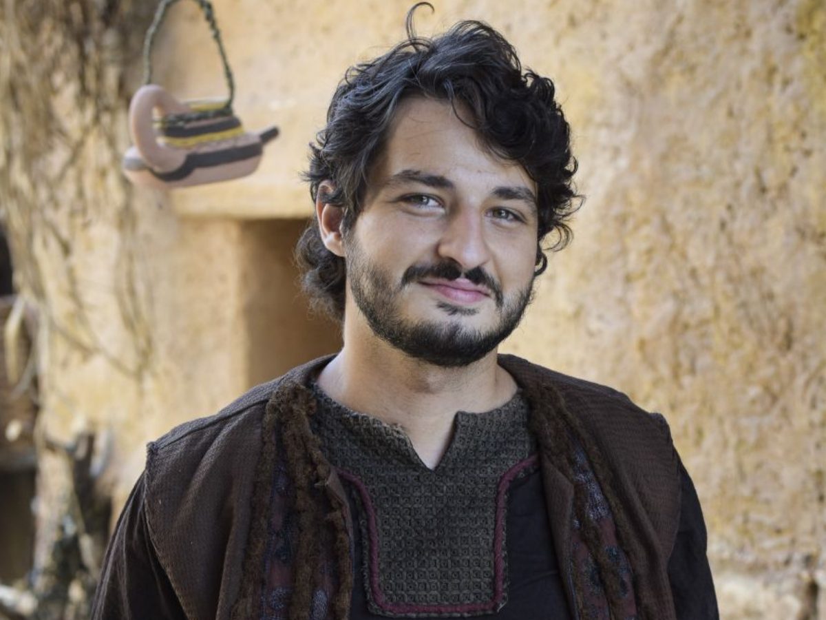 Éder (César Cardadeiro) em Gênesis (Reprodução/Record TV)
