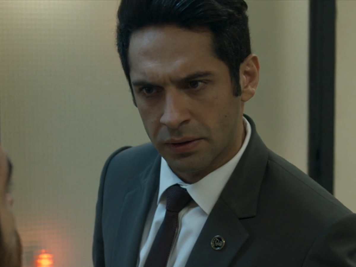 Agnaldo (João Baldasserini) em Pega Pega (Reprodução/Globo)