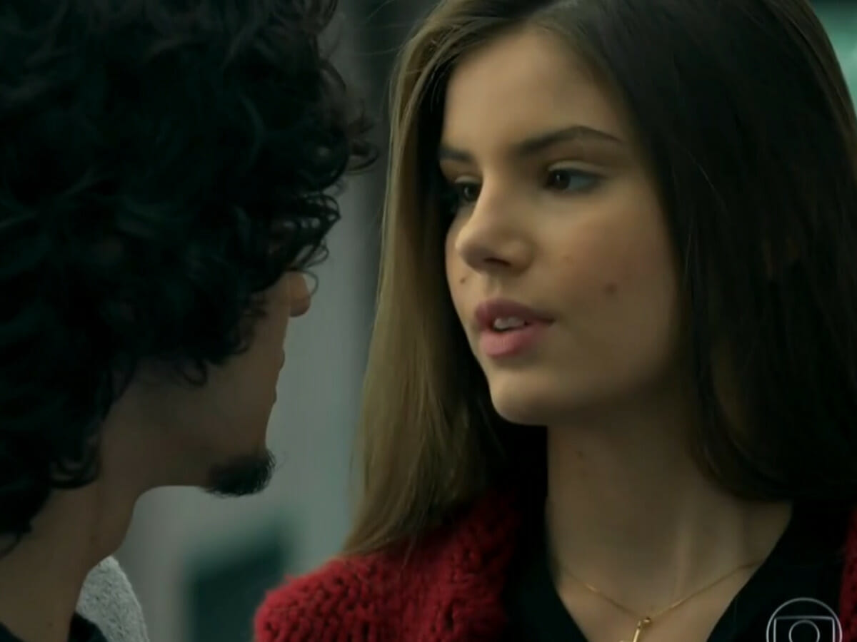 Angel (Camila Queiroz) e Gui (Gabriel Leone) em Verdades Secretas (Reprodução/Globo)
