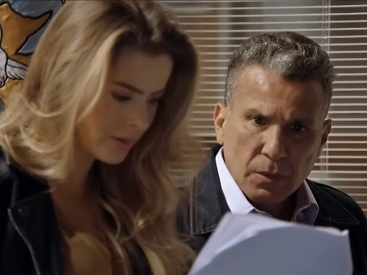 Graça (Rayanne Morais) e Edevaldo (Eri Johnson) em Topíssima