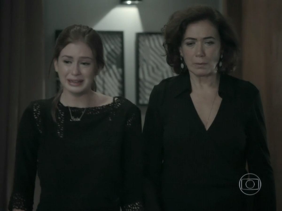 Maria Isis (Marina Ruy Barbosa) e Maria Marta (Lilia Cabral) de Império