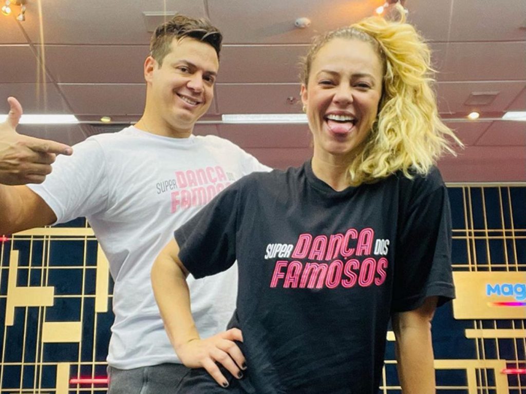 Paolla Oliveira e o professor, Leandro Azevedo, da Super Dança dos Famosos