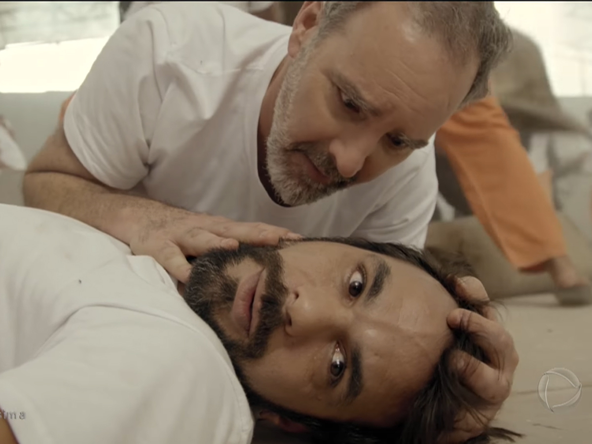 Paulo Roberto (Floriano Peixoto) e Pedro (Felipe Cardoso) em Topíssima