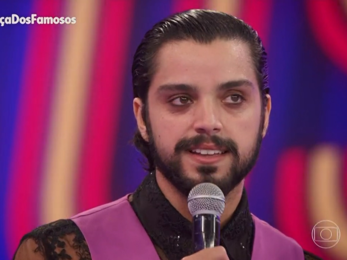 Rodrigo Simas na Super Dança dos Famosos