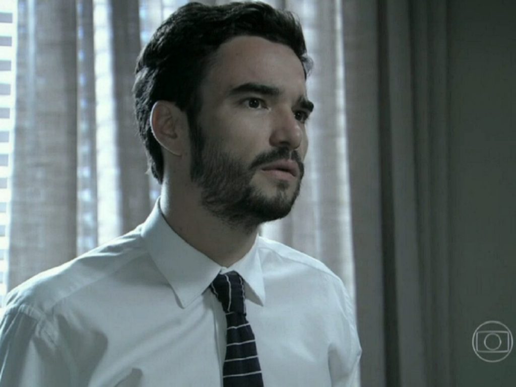 José Pedro (Caio Blat) de Império