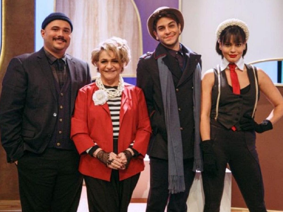 Ed Gama, Fafy Siqueira, Victor Lamoglia e Letícia Lima no M.E.M.E da Comédia