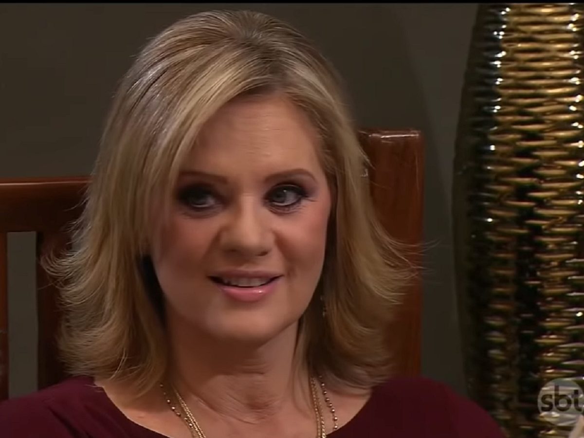 Vitória (Érika Buenfil) em Amores Verdadeiros