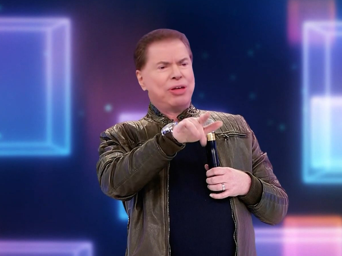 Silvio Santos como Fausto Silva