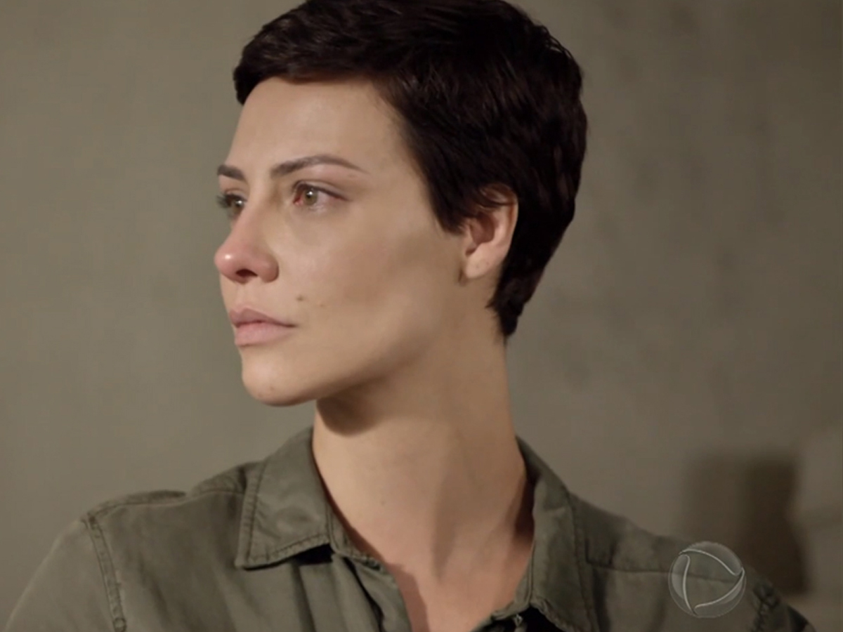 Sophia (Camila Rodrigues) em Topíssima