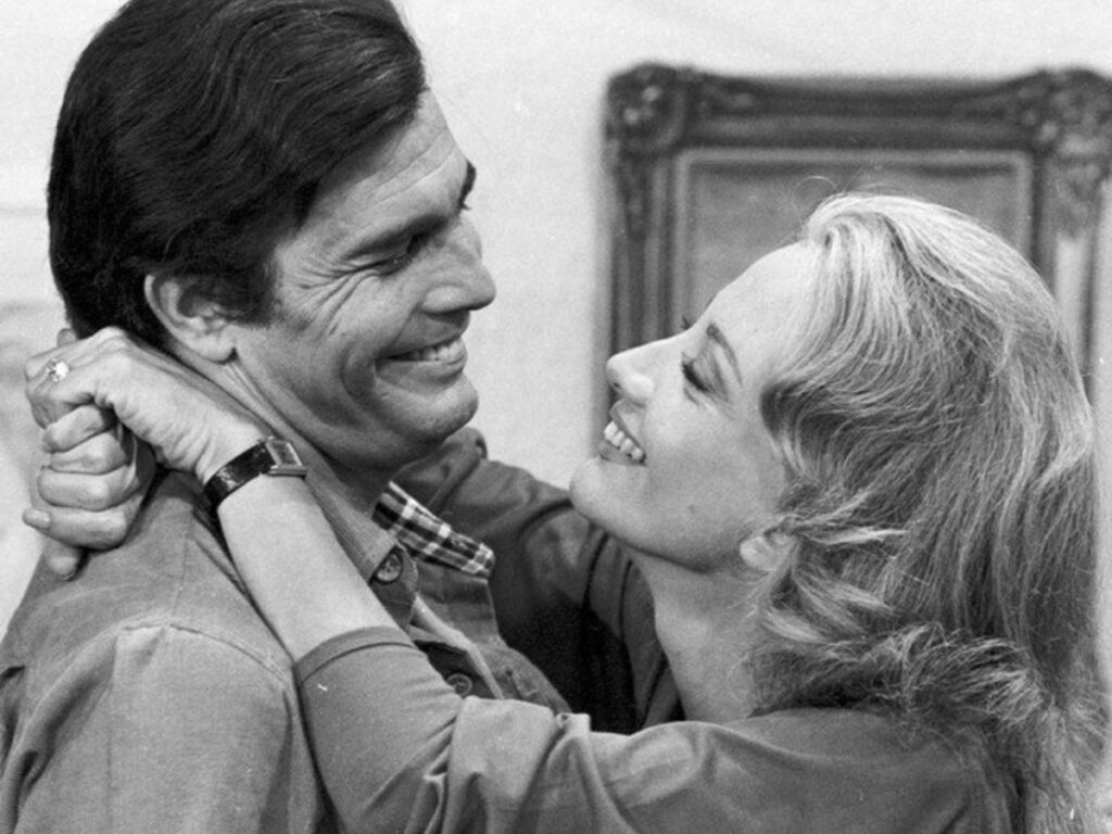 Tarcísio Meira e Glória Menezes em Espelho Mágico, em 1977 (Divulgação)