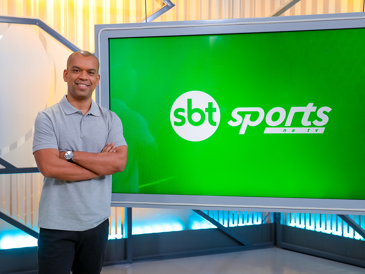 O narrador esportivo Luiz Alano, do SBT