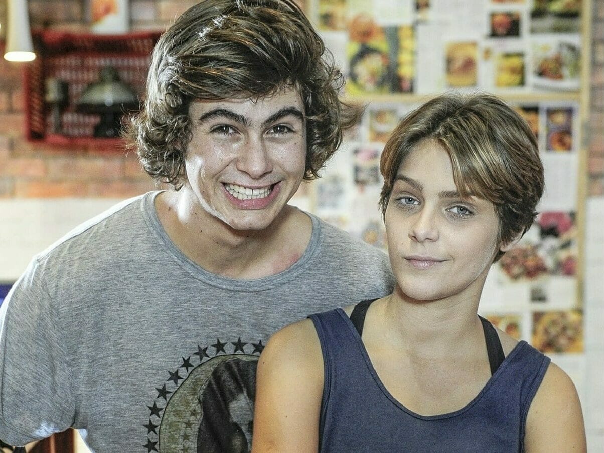 Pedro (Rafael Vitti) e Karina (Isabella Santoni) em Malhação: Sonhos (Divulgação/Globo)