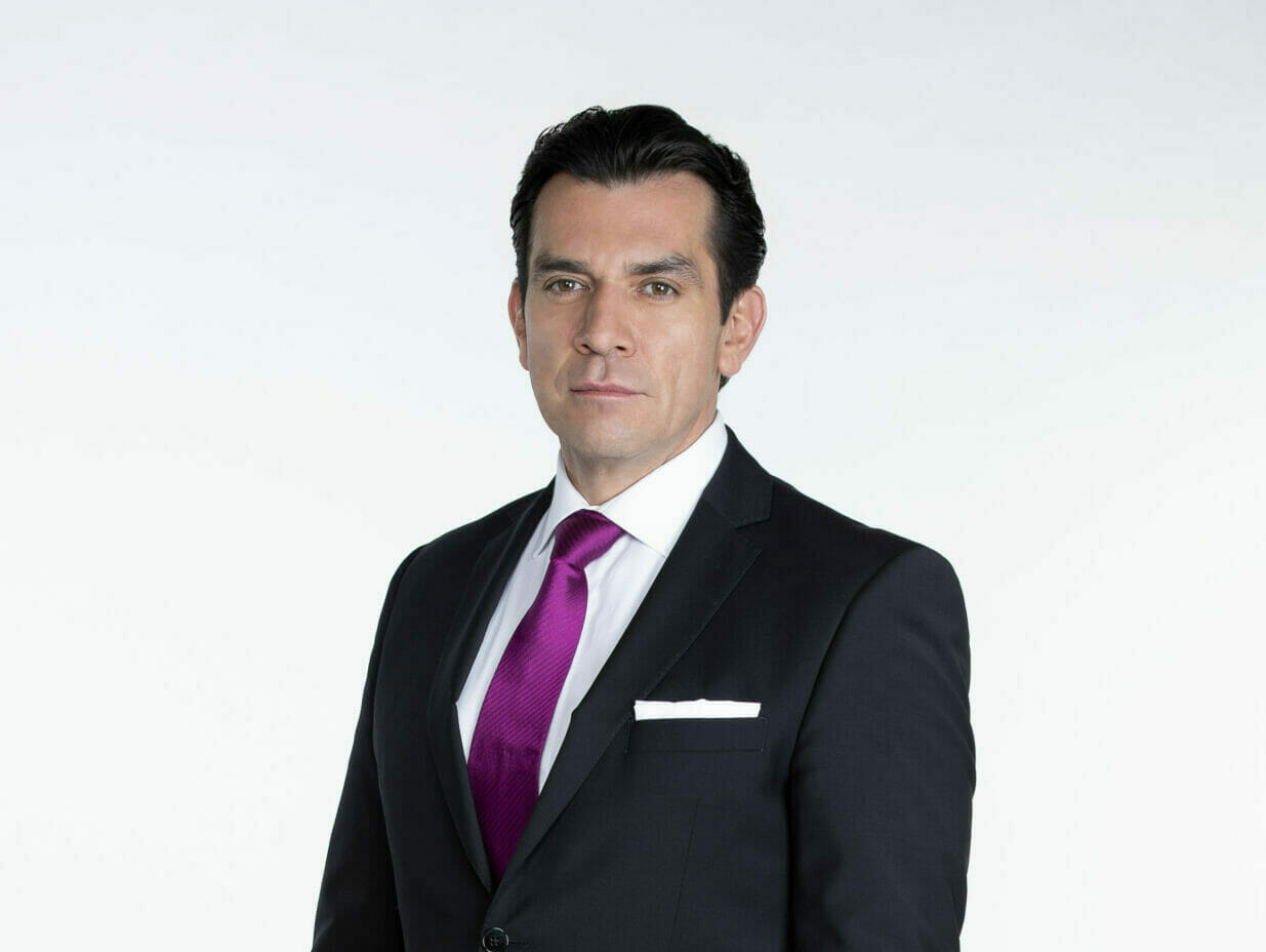 Ernesto (Jorge Salinas) em Te Dou a Vida (Divulgação/SBT)