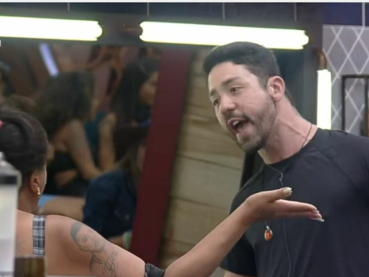 Tati Quebra Barraco e Rico Melquiades discutem em A Fazenda 13