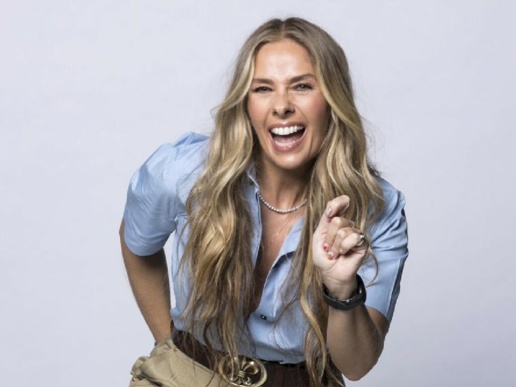 Adriane Galisteu apresentará A Fazenda 13 (Reprodução/Antonio Chahestian/Record TV)