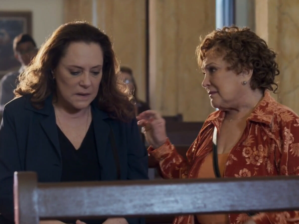 Arlete (Elizabeth Savalla) e Elza (Nicette Bruno) em Pega Pega (Reprodução/Globo)