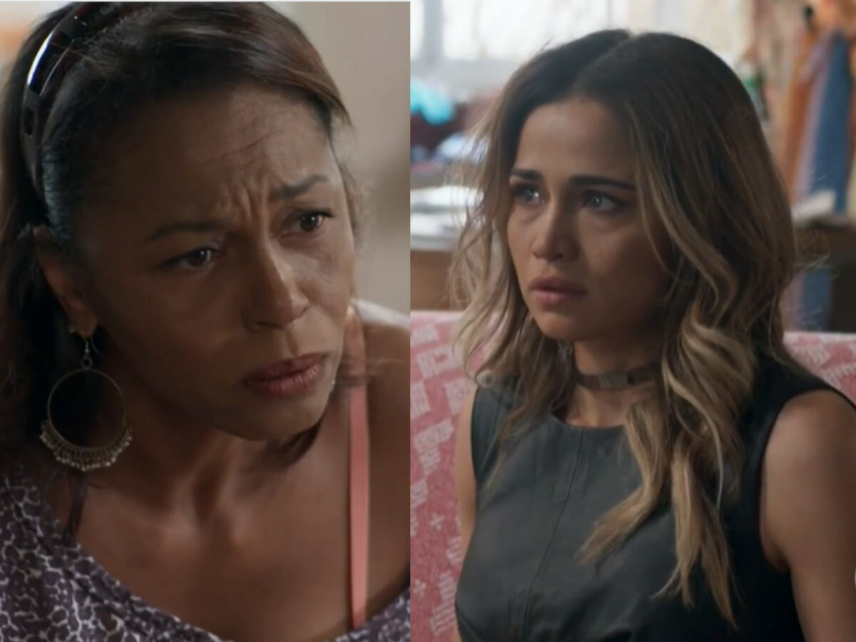 Dulcina (Edvana Carvalho) e Sandra Helena (Nanda Costa) em Pega Pega (Reprodução/Globo)