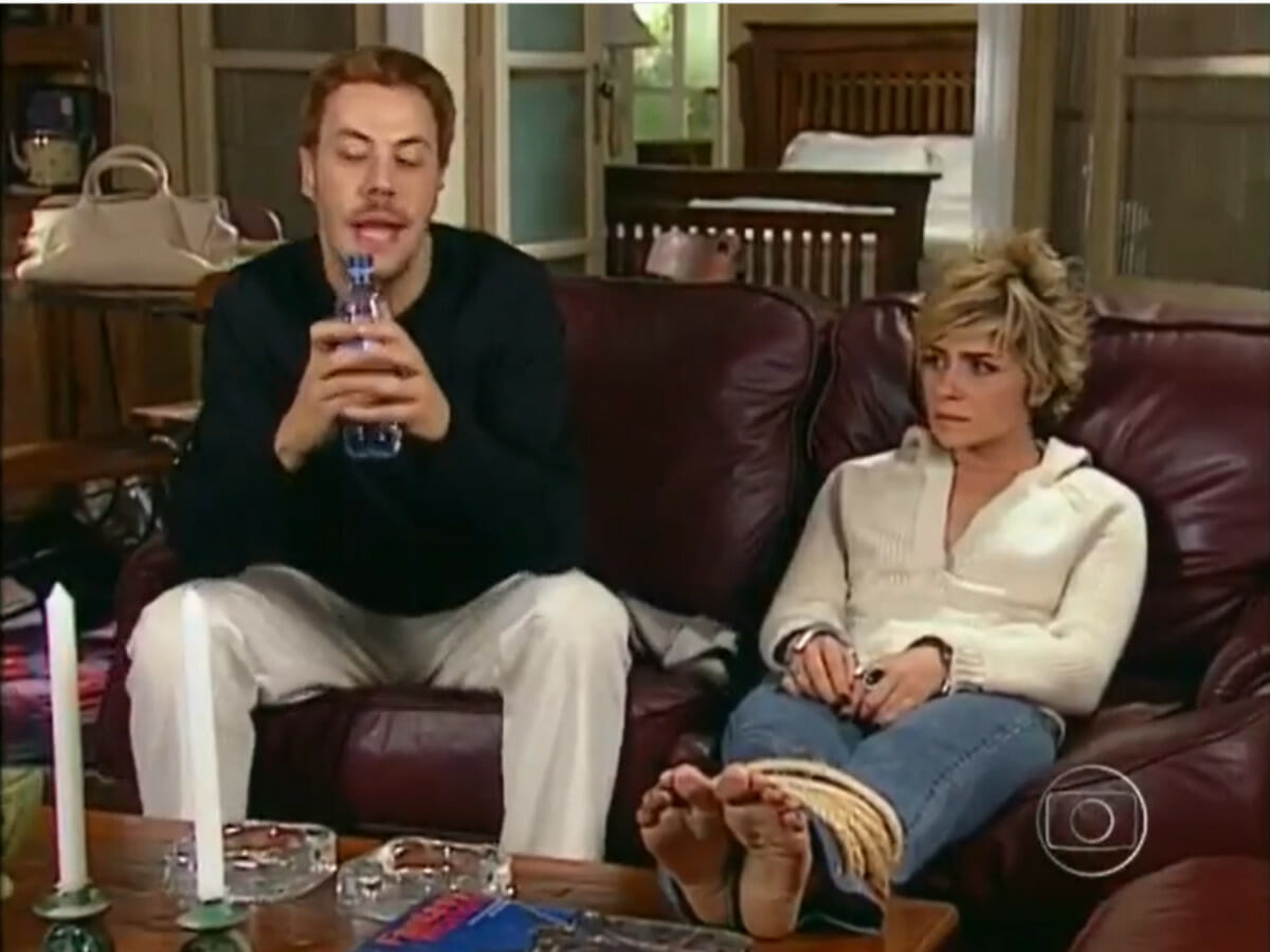Tony (Guilherme Weber) e Bárbara (Giovanna Antonelli) em Da Cor do Pecado (Reprodução/Globo)
