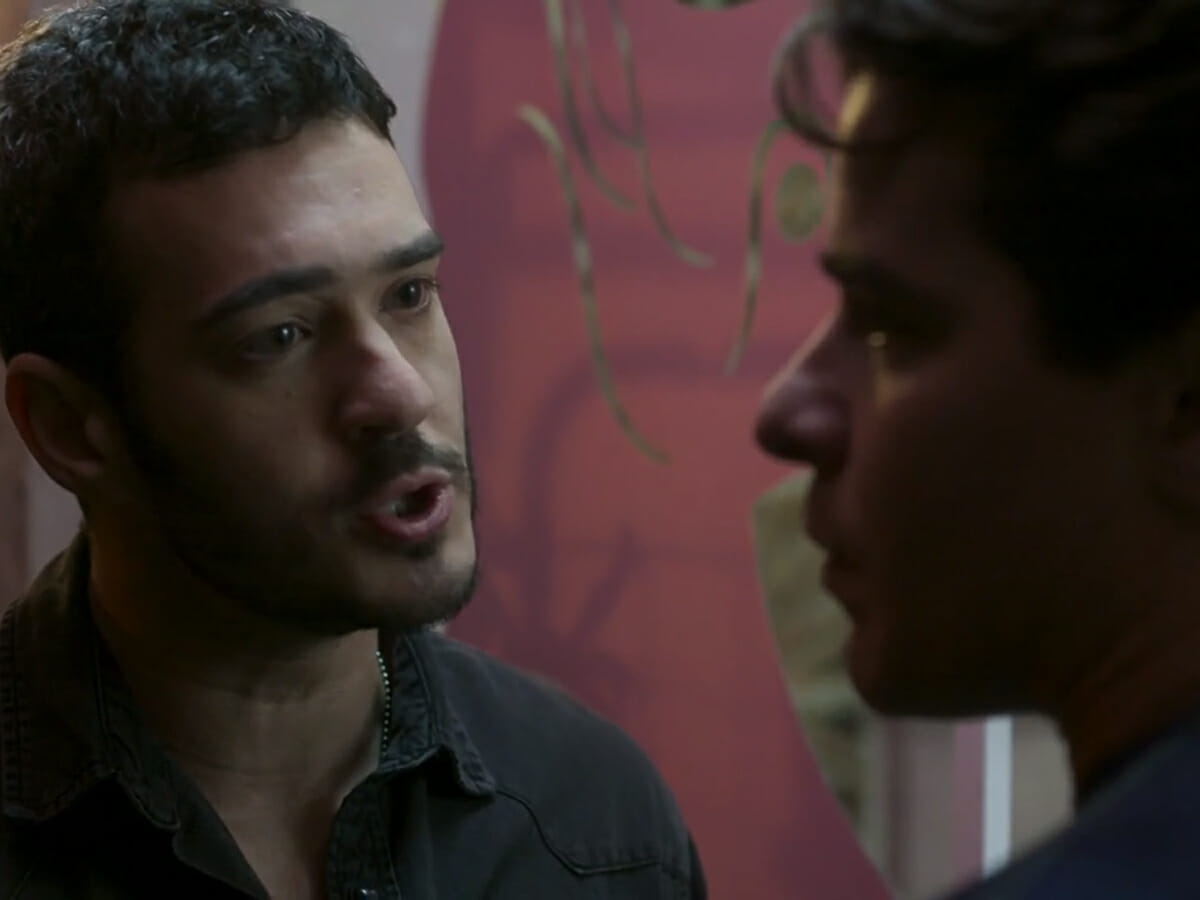 Domênico (Marcos Veras) e Júlio (Thiago Martins) em Pega Pega