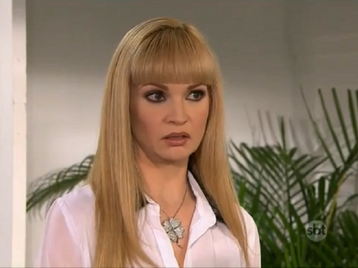 Raiza (Ana Patrícia Rojo) em cena de Coração Indomável