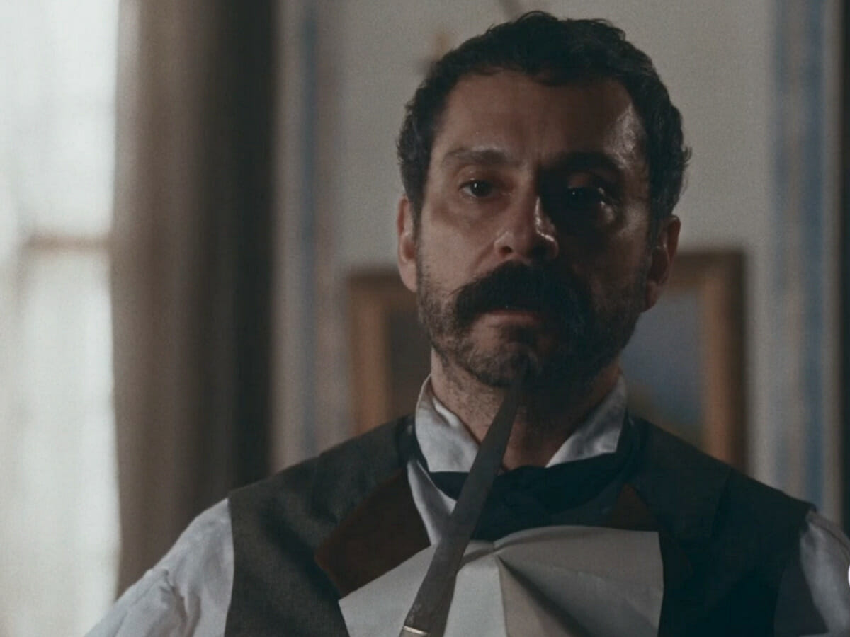 Tonico (Alexandre Nero) em Nos Tempos do Imperador